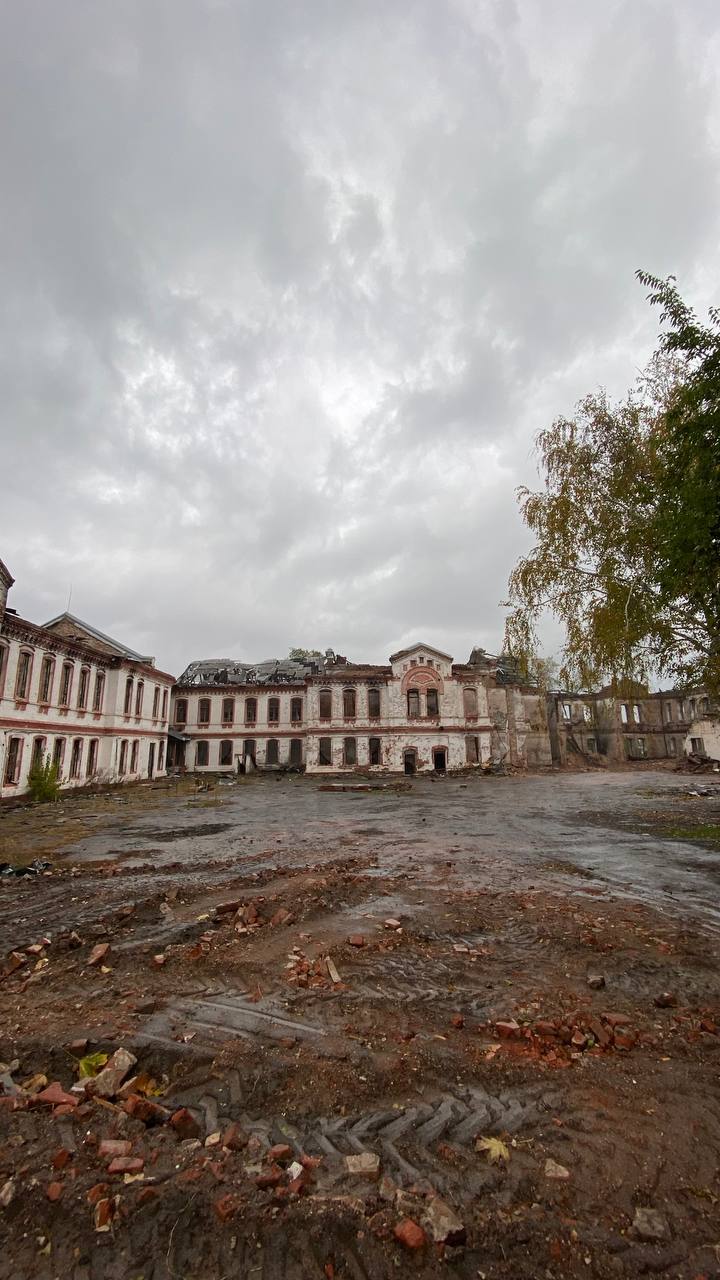 Зруйнований Ізюм - зображення 22